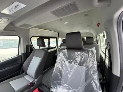 Toyota Hiace GL 3.5L Petrol V6 2025 Export Price @ 148,999 AED-13