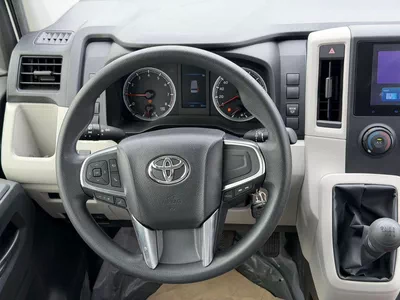 Toyota Hiace GL 3.5L Petrol V6 2025 Export Price @ 148,999 AED-17