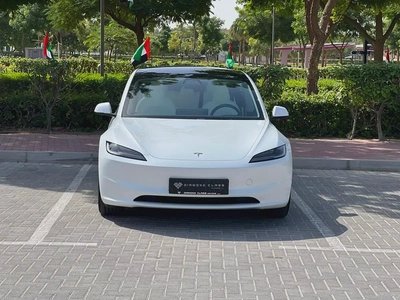 Tesla 3 L.R--AWD--GCC---Under Tesla Warranty---Full PPF Sticker-1