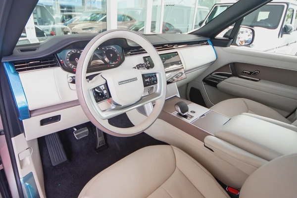 Range Rover Vogue P400 Autobiography | 2025 | 0,0km | Under warranty