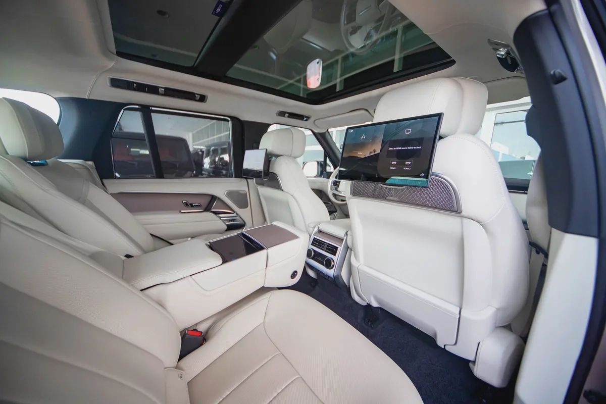 Range Rover Vogue P400 Autobiography | 2025 | 0,0km | Under warranty-12-12