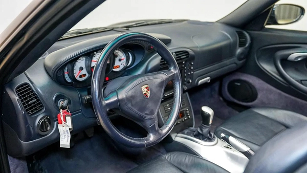 UAEs Very Best Example | 911 Turbo Cabriolet (996.2)