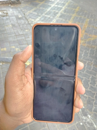 Samsung Galaxy Z flip 4 for sale-0