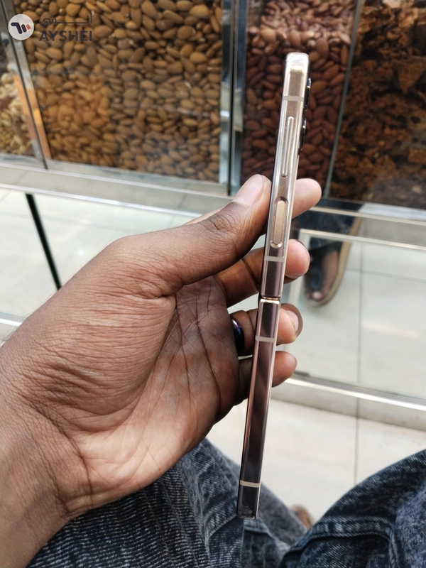 Samsung Galaxy Z flip 4 for sale