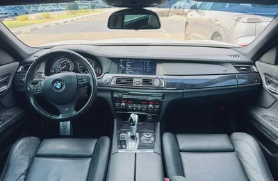 BMW 7-Series 740i 2010 Japanese Specs - Excellent Condition-17