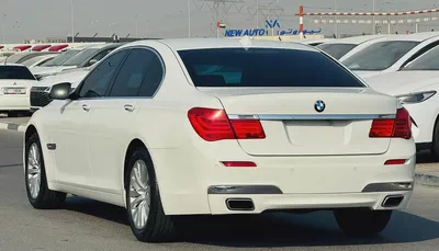 BMW 7-Series 740i 2010 Japanese Specs - Excellent Condition-4