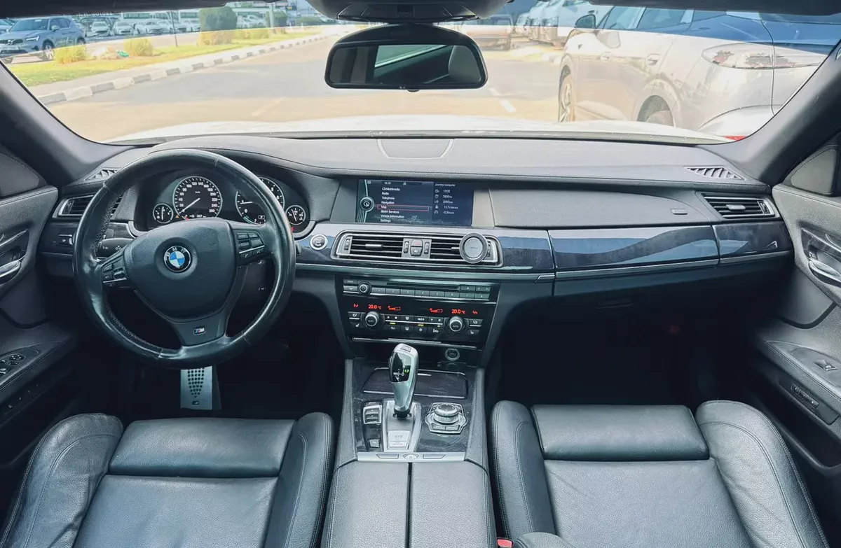 BMW 7-Series 740i 2010 Japanese Specs - Excellent Condition-17-17