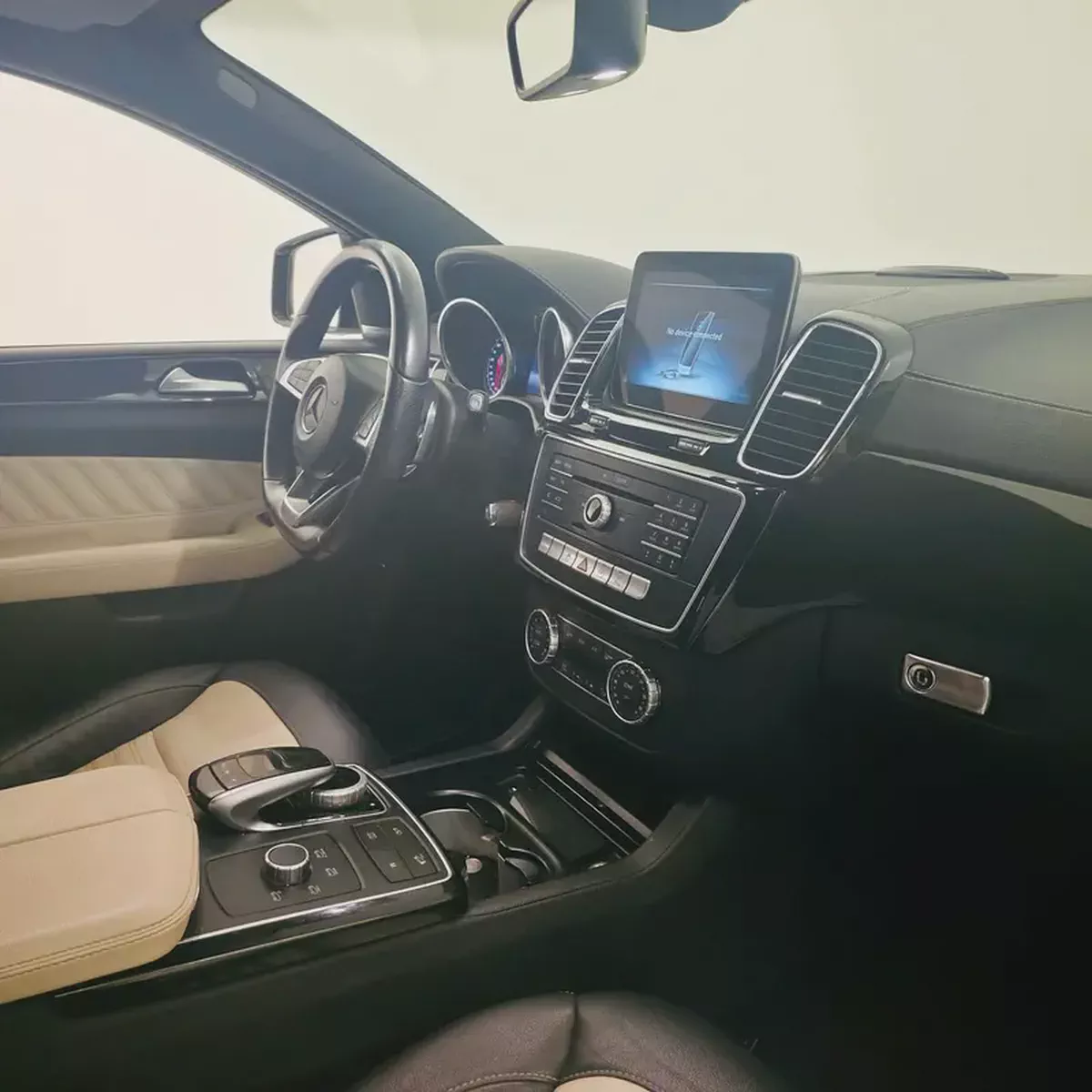 AED 2431 PM | MERCEDES GLE 43 AMG COUPE 2017 | 4 MATIC | WELL MAINTAINED | 1 YEAR WARRANTY-14-14