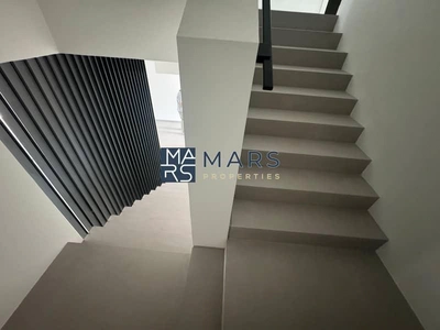 Luxurious brand new 4 bedroom villa availabl in Masaar for rent just in 195k-9
