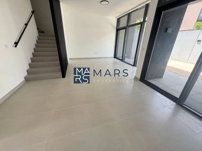 Luxurious brand new 4 bedroom villa availabl in Masaar for rent just in 195k-16