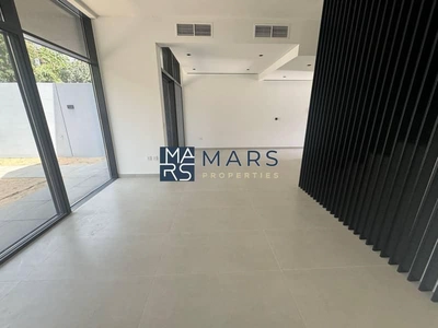 Luxurious brand new 4 bedroom villa availabl in Masaar for rent just in 195k-18