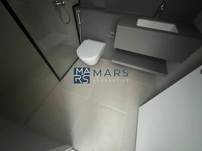 Luxurious brand new 4 bedroom villa availabl in Masaar for rent just in 195k-27
