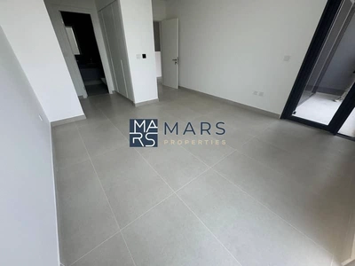 Luxurious brand new 4 bedroom villa availabl in Masaar for rent just in 195k-3