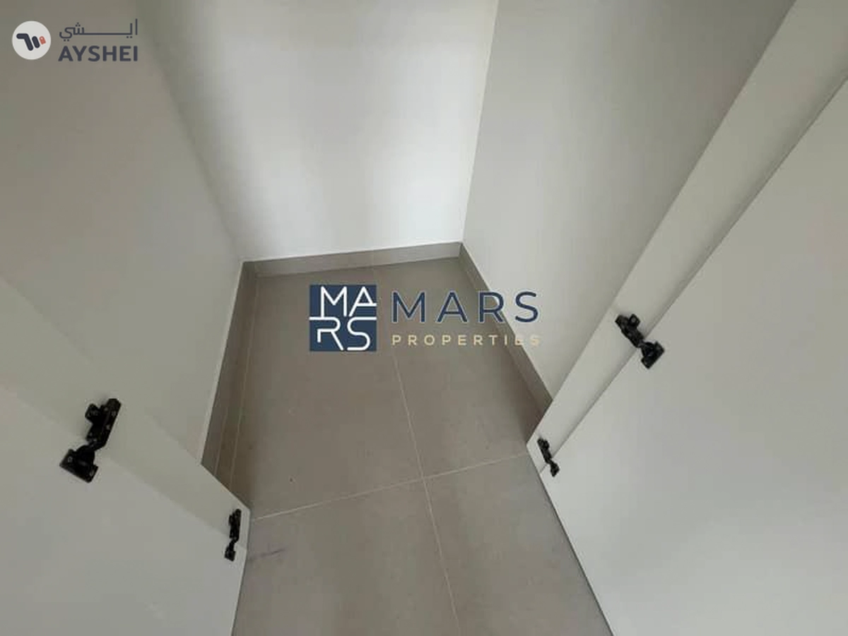 Luxurious brand new 4 bedroom villa availabl in Masaar for rent just in 195k-22-22