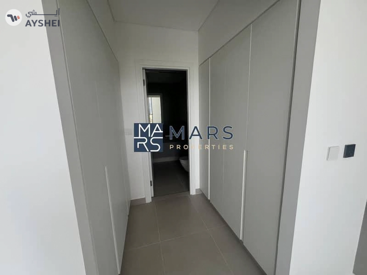 Luxurious brand new 4 bedroom villa availabl in Masaar for rent just in 195k-6-6