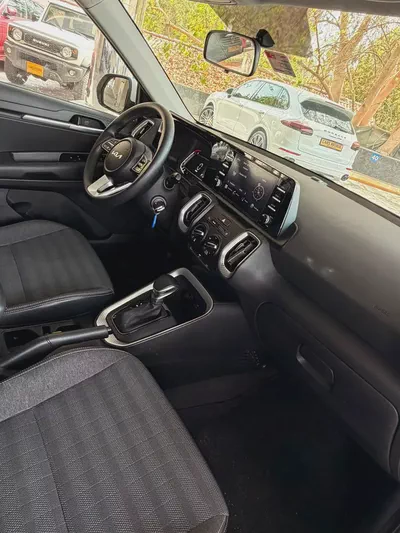 2023 Kia Sonet Gcc Specs, perfect condition-8