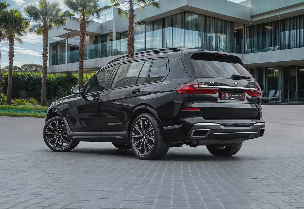 4,015 P.M | 0% Downpayment | BMW X7 M50i M Sport Pro | BMW Warranty!-2-2