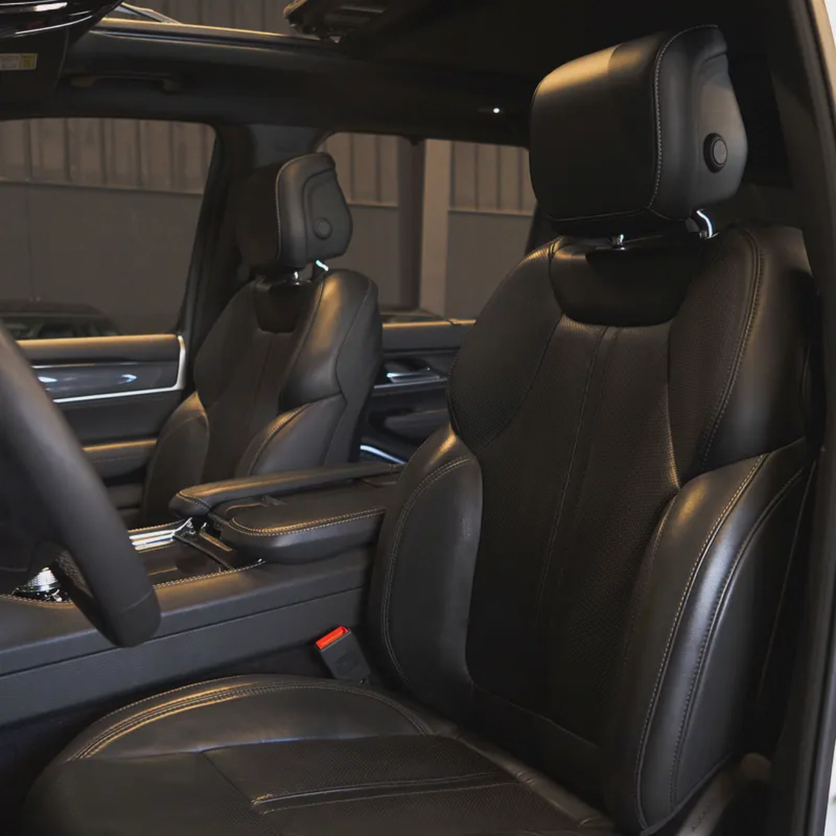 AED 2,682 pm• 0% Downpayment • Jeep Wagoneer • 1 Year Warranty-13-13