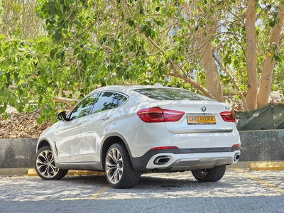 Pristine 2015 BMW X6 xDrive50i M Sport | GCC Specs | Full Service History-6