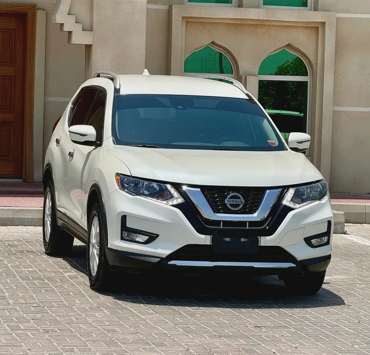 Nissan Rogue SV 2020 American Specs --17-17