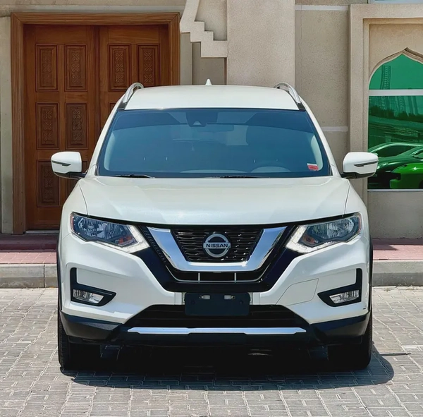 Nissan Rogue SV 2020 American Specs -