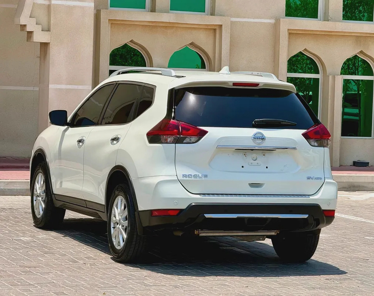 Nissan Rogue SV 2020 American Specs --3-3