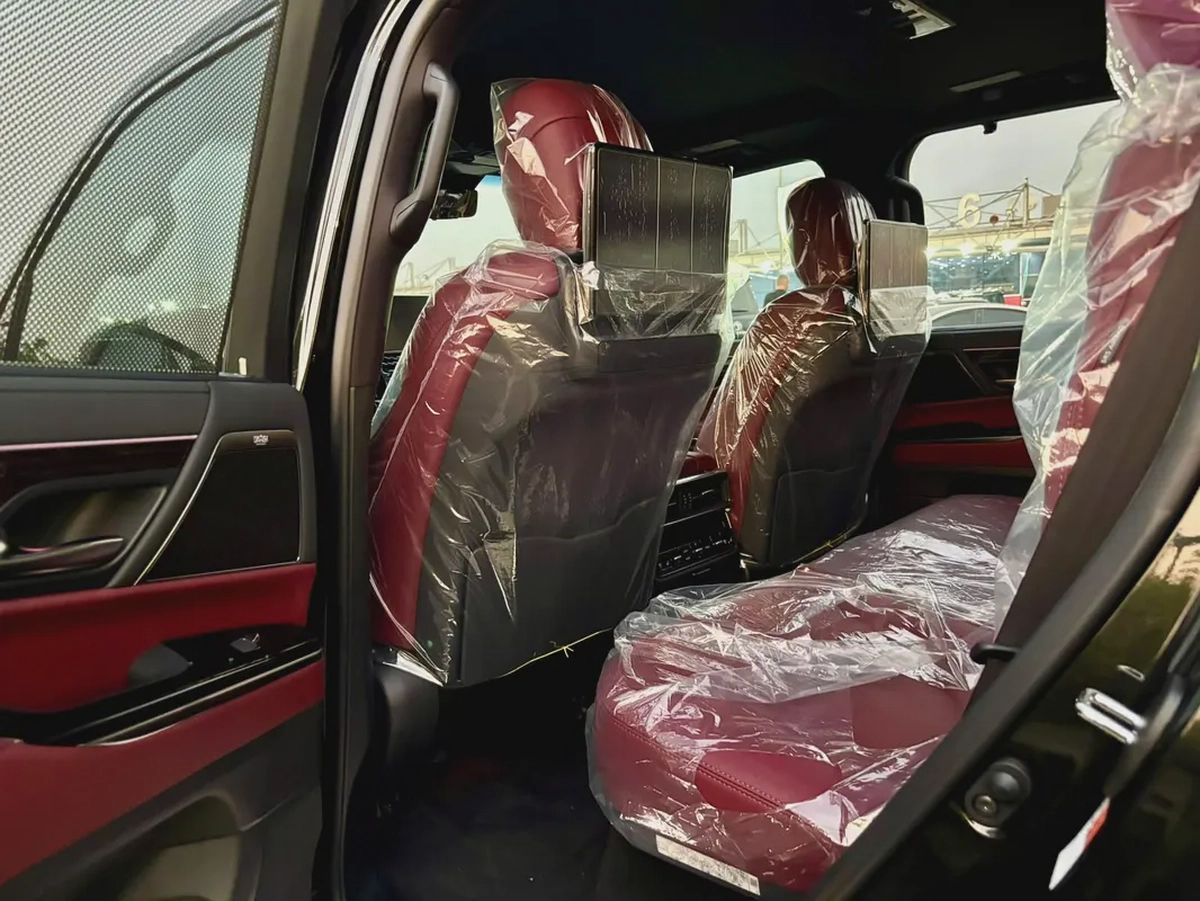 LEXUS LX700H SIGNUTURE MODEL 2026-13-13