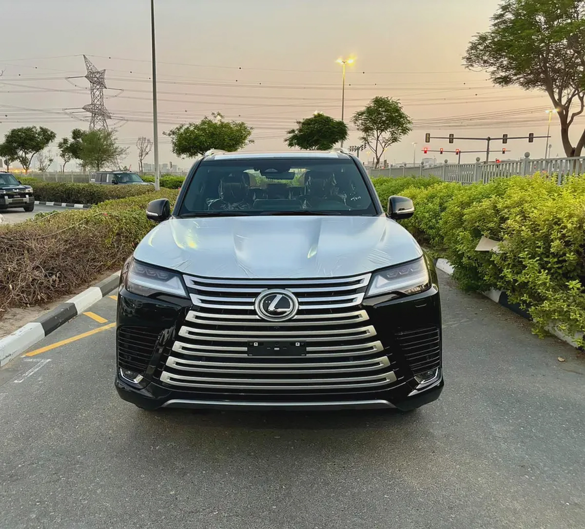 LEXUS LX700H SIGNUTURE MODEL 2026