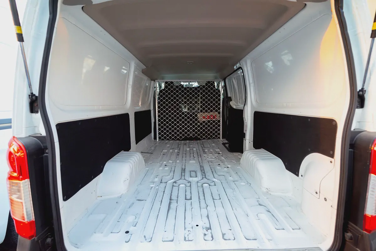 Urvan | Automatic | Standard Roof Delivery Van | GCC Specs | Ref#N34363-6-6
