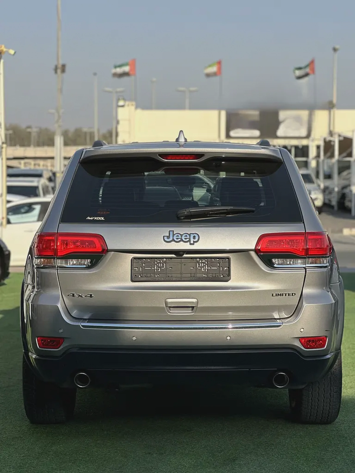 Jeep Grand Cherokee Limited | 2017 | GCC | Full Agency History-3-3