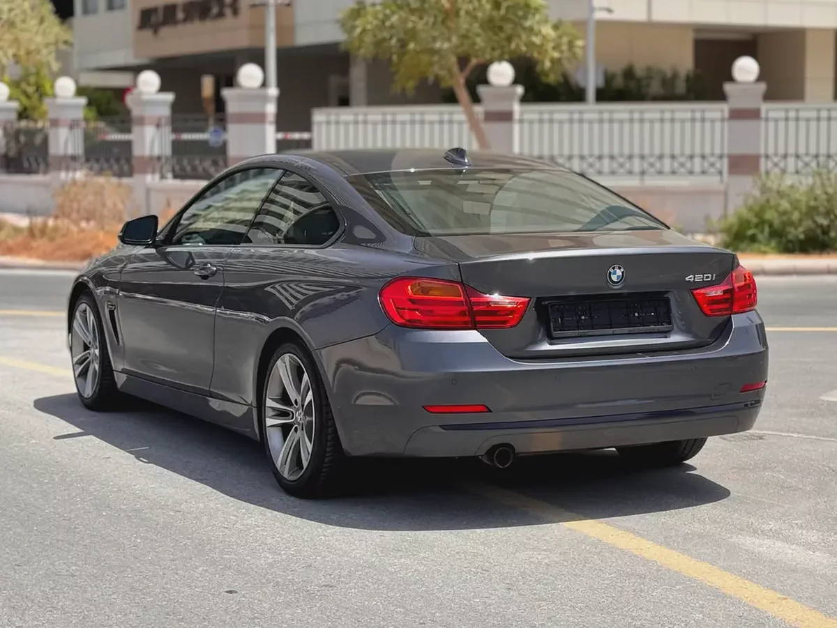 2015 BMW 4-Series 420i GCC Specs - Excellent Condition-13-13