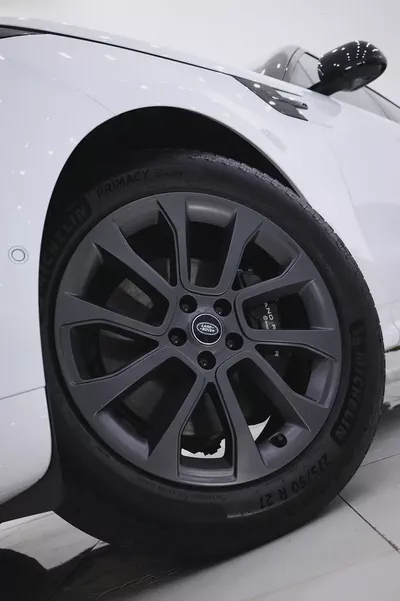 RANGE ROVER SPORT V6 - P400 IN PERFECT CONDITION-7