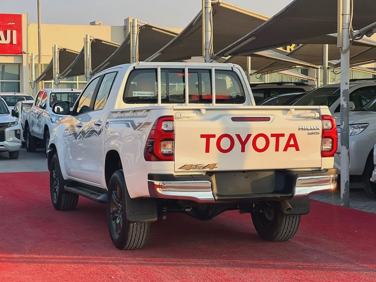 2024 | Toyota Hilux | Manual | 4X4 | Petrol | Ref#905-3-3