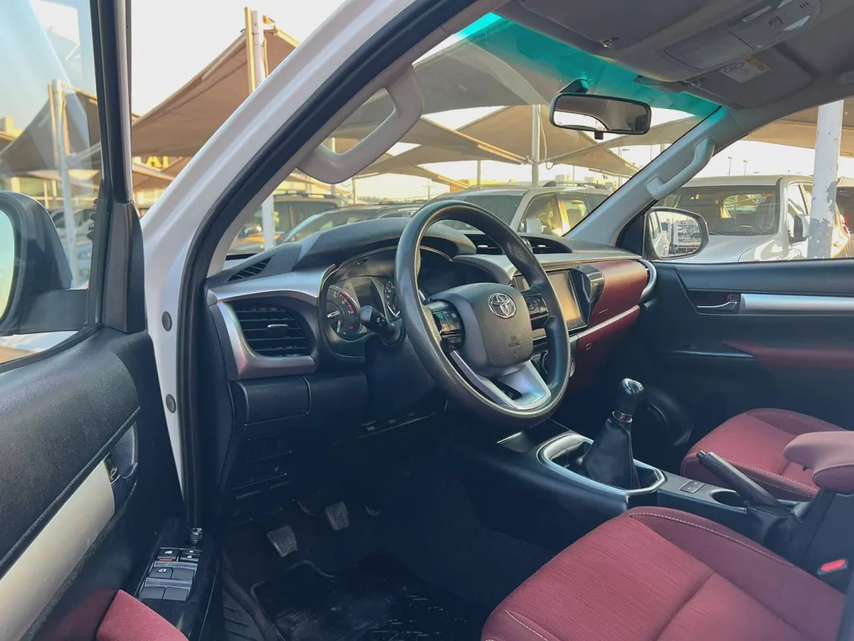 2024 | Toyota Hilux | Manual | 4X4 | Petrol | Ref#905-8-8