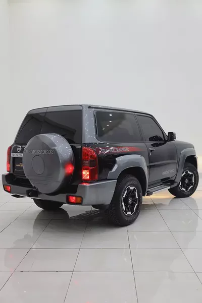 Nissan Patrol Safari Super Safari 2022 GCC Specs FULL SERVICE HISTORY-3