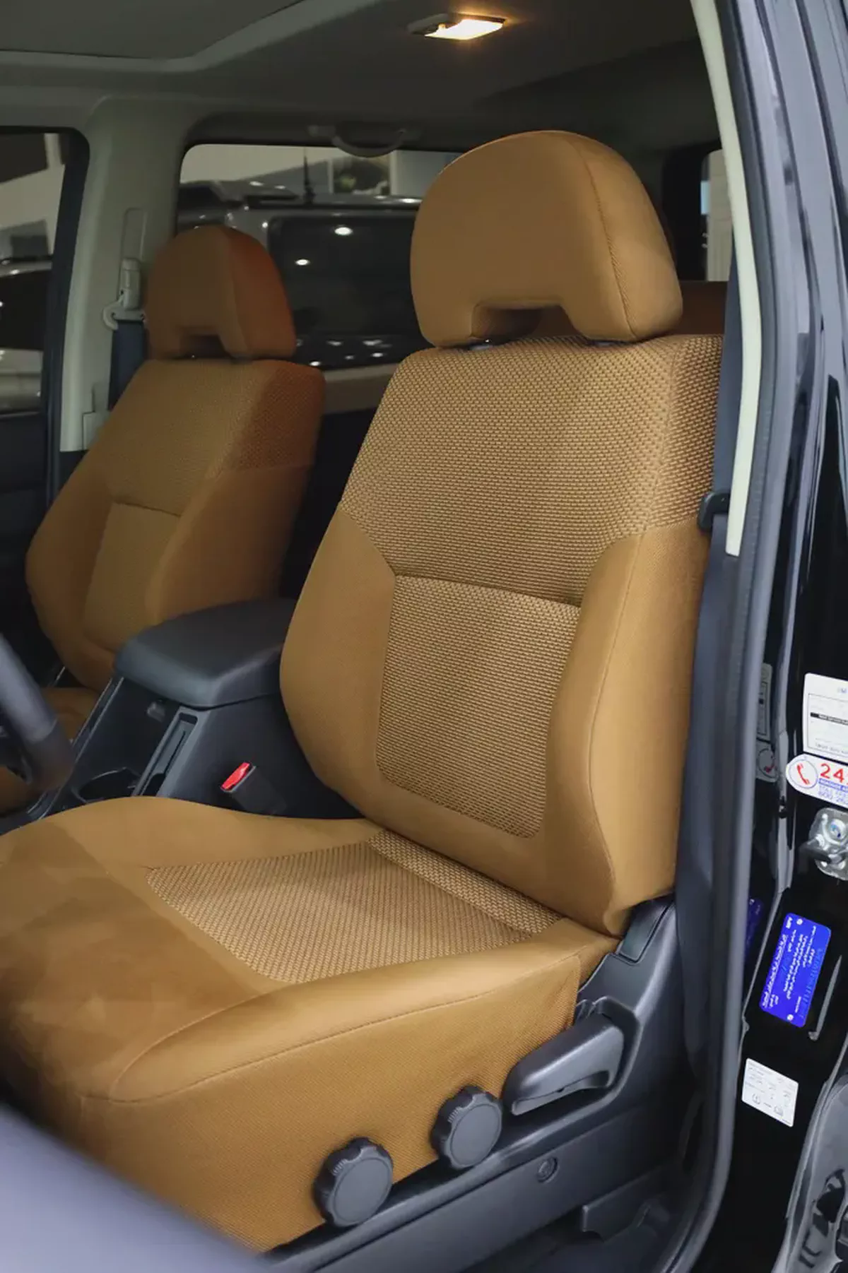 Nissan Patrol Safari Super Safari 2022 GCC Specs FULL SERVICE HISTORY-4-4