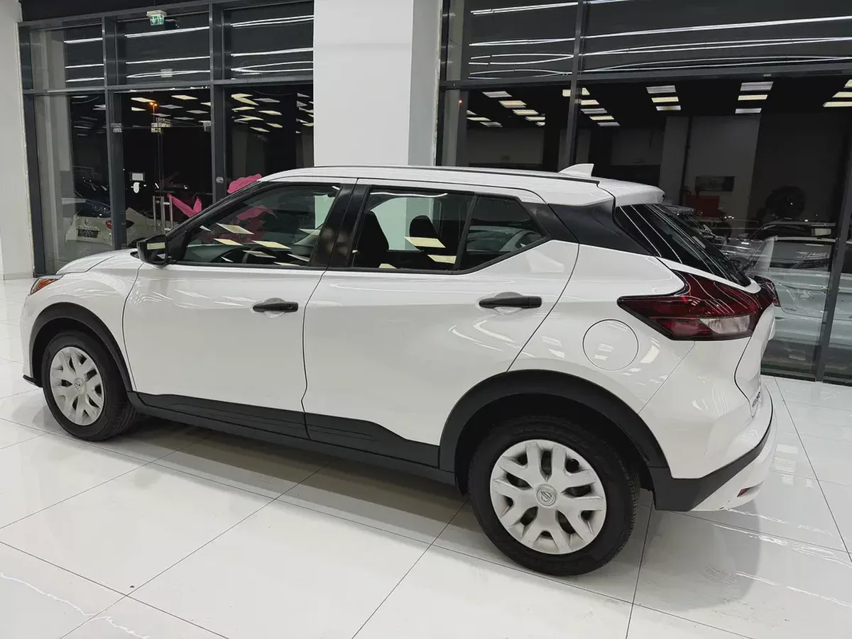 nissan kicks low km-4-4