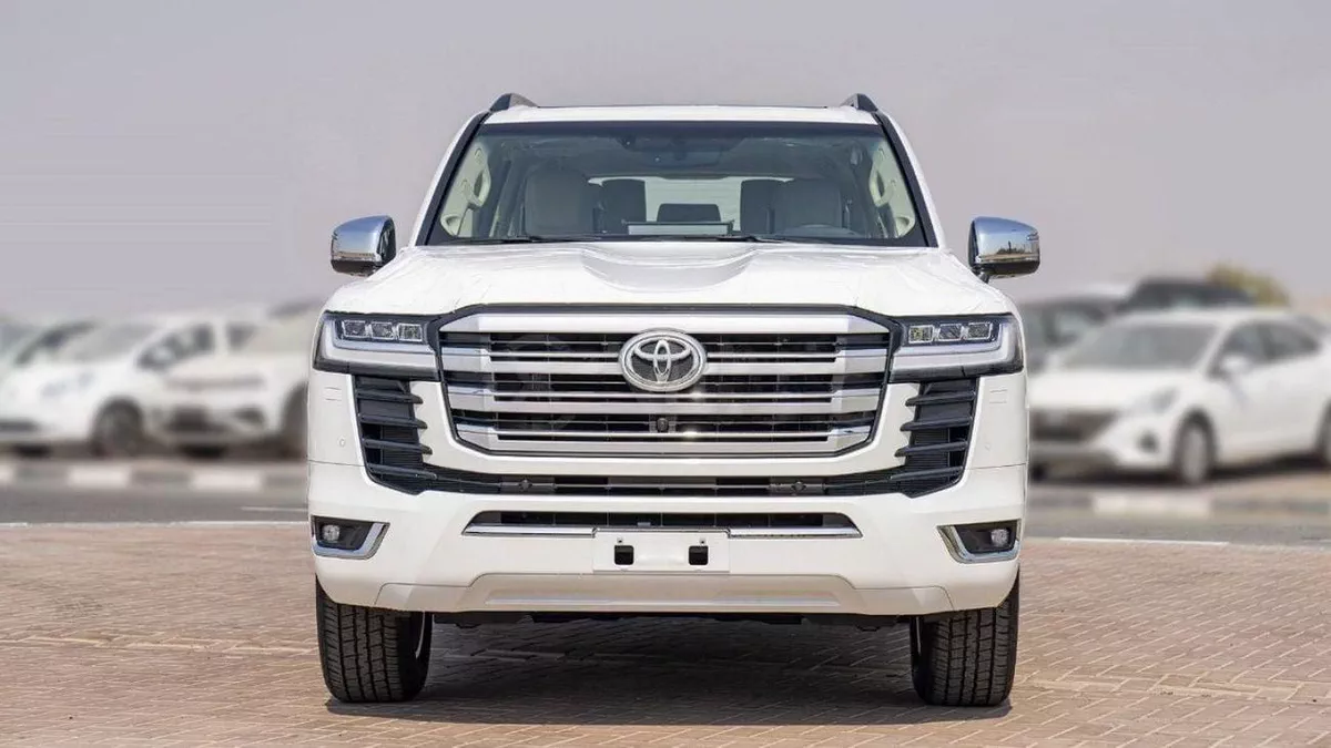 Toyota Land Cruiser VXR (LHD) TOYOTA LAND CRUISER LC300 VXR 3.3D AT MY2025 – WHITE-2-0