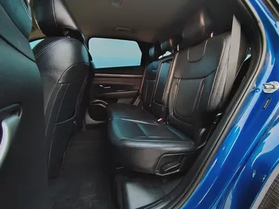 Hyundai Tucson 2023 US specs Clean Title With Original Paint Mid Option With Very Low KM-9