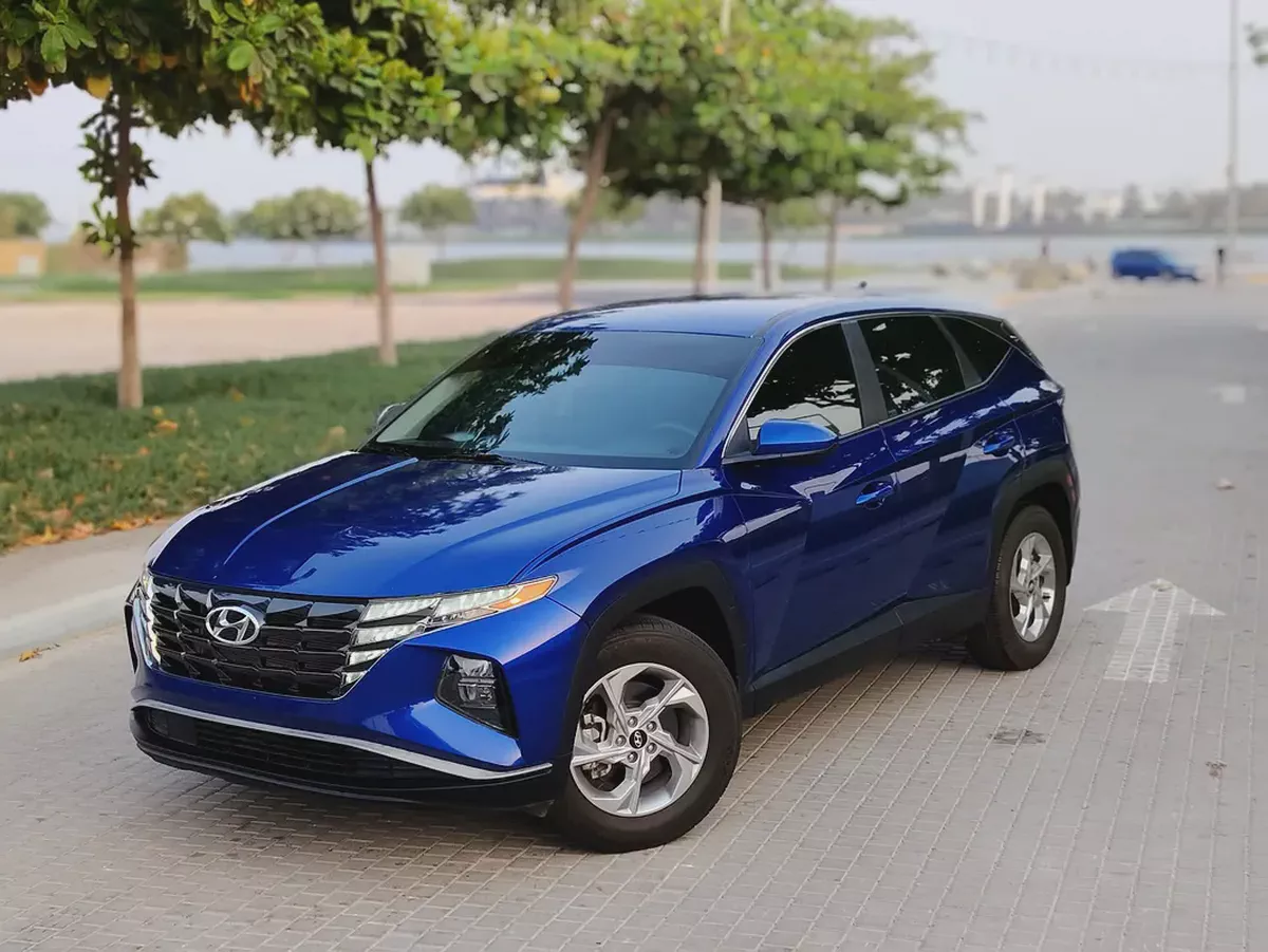 Hyundai Tucson 2023 US specs Clean Title With Original Paint Mid Option With Very Low KM-1-1