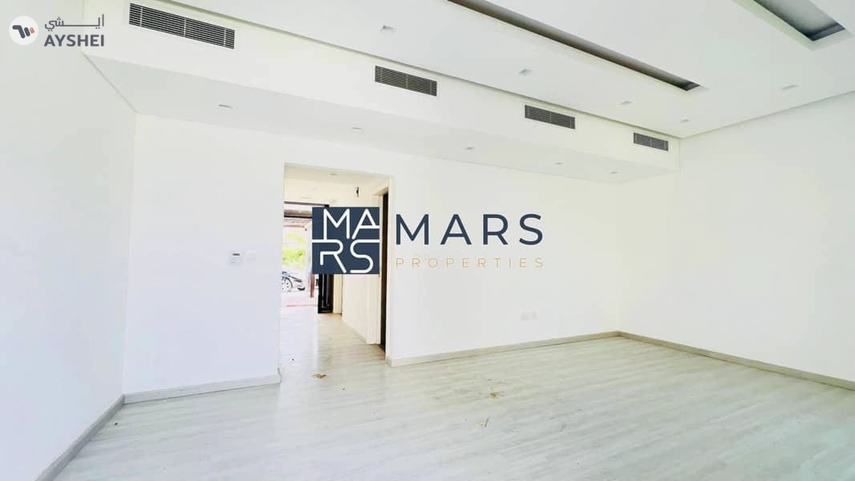 2BHK Townhouse available | Freehold | No service Fee.