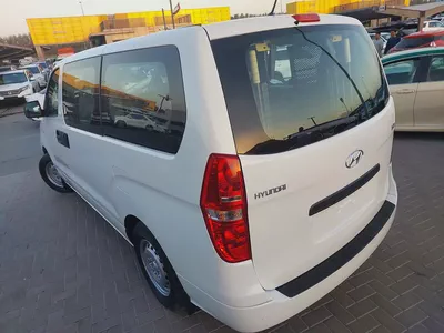 Hyundai H1 GLS 2018 - GCC Specs - Well Maintained-9