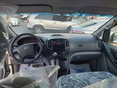 Hyundai H1 GLS 2018 - GCC Specs - Well Maintained-17
