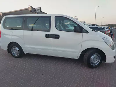 Hyundai H1 GLS 2018 - GCC Specs - Well Maintained-2