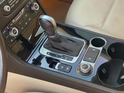AED 1,005 P.M | Volkswagen Touareg SEL 2018 | GCC Specs | Pristine Condition-10