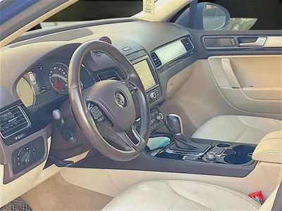 AED 1,005 P.M | Volkswagen Touareg SEL 2018 | GCC Specs | Pristine Condition-12