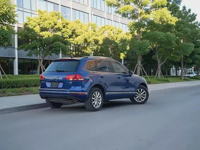 AED 1,005 P.M | Volkswagen Touareg SEL 2018 | GCC Specs | Pristine Condition-2