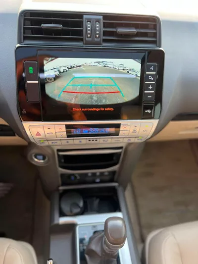Toyota Prado  2022 Toyota Prado Full Option 4.0L V6 - AWD 4x4 - Electric Seat - Rear CAM & Sensors - Cool Box - Le-20