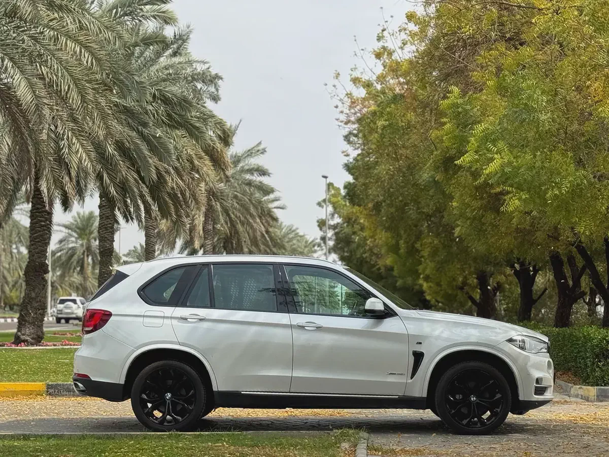 BMW X5 MODEL 2017 GCC SPACE FULL OPTION VERY CLEAN CAR-12-12
