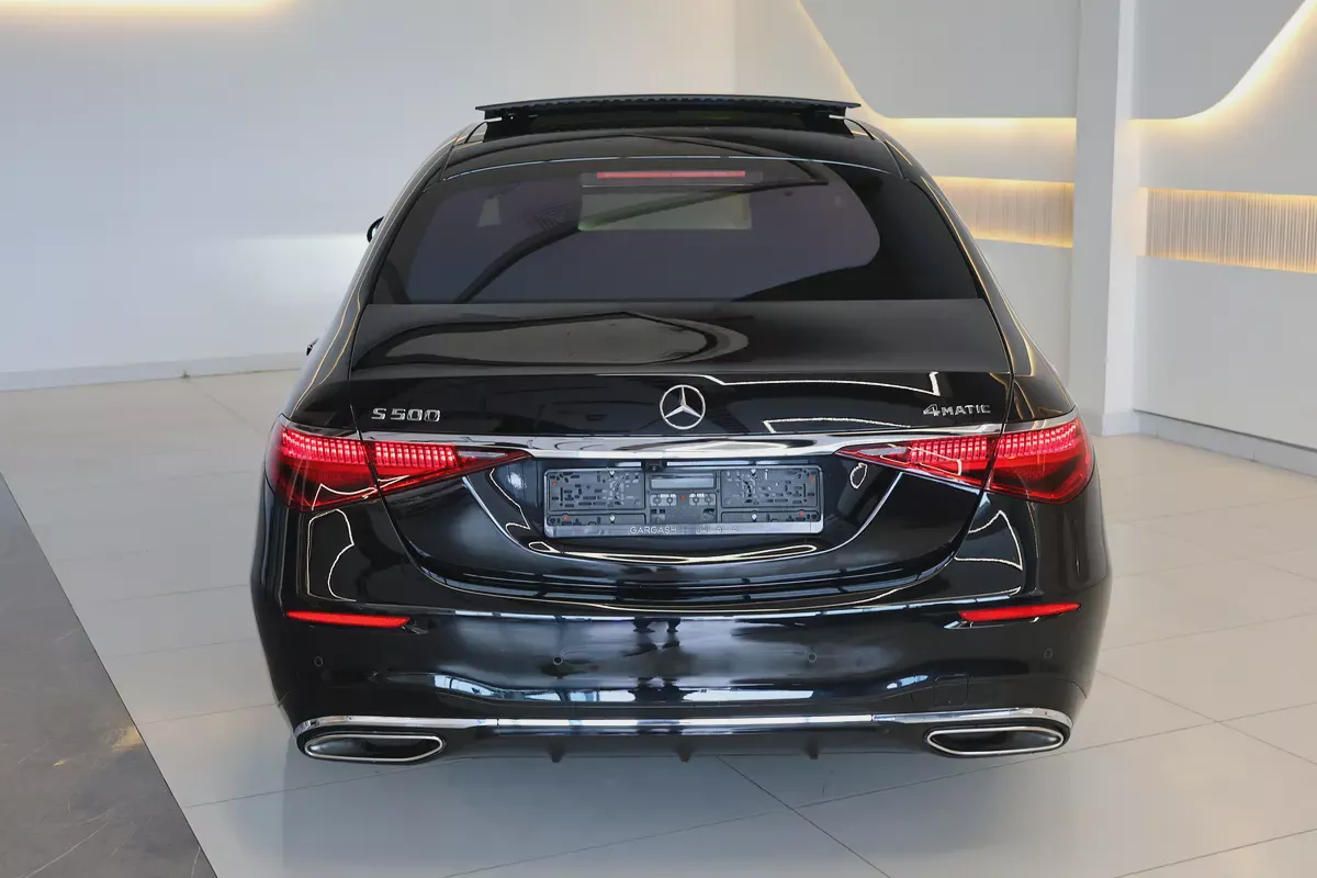 S500 4MATIC - GCC SPECS - WARRANTY / SERVICE 105,000 KM - FULL SERVICE HISTORY - ACCIDENT FREE --7-7